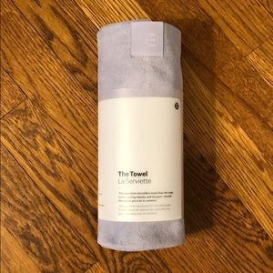 Lululemon - The Towel La Serviette